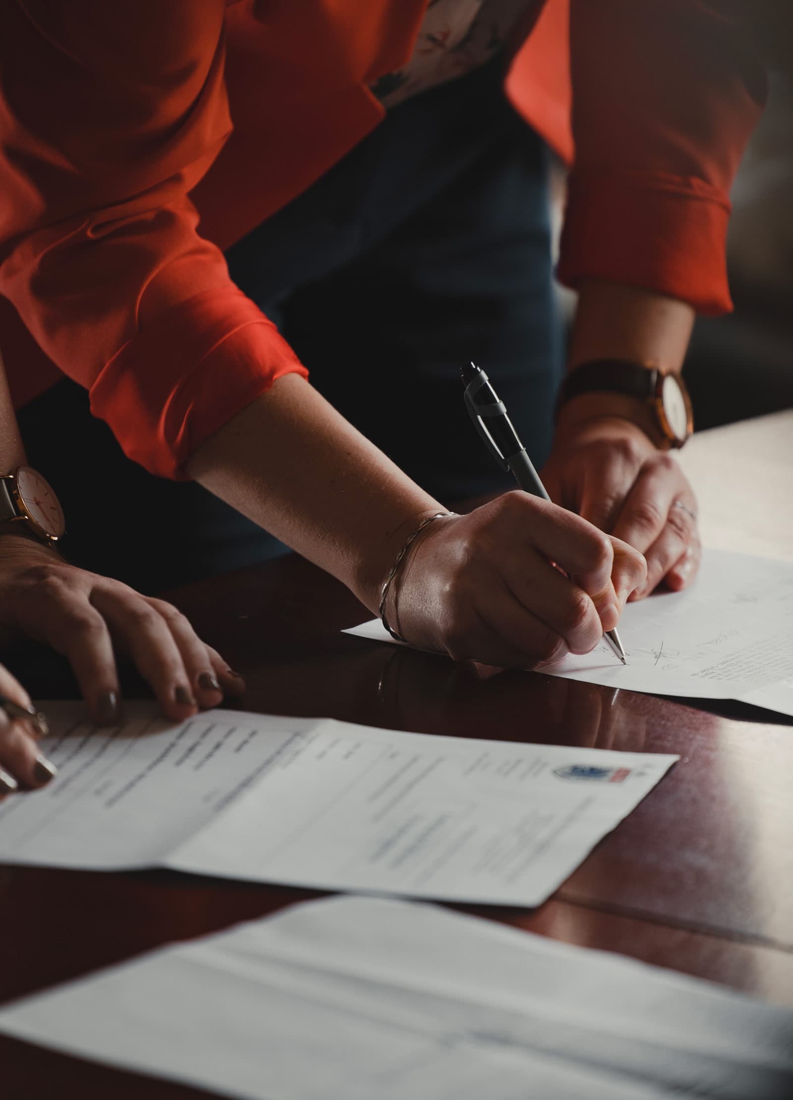 signature-3-vertical